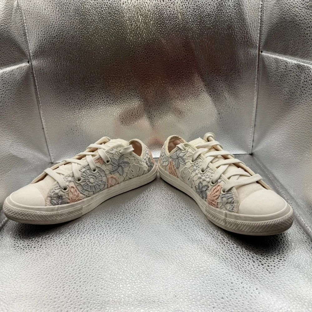 Size 3 Converse Chuck Taylor All Star Kids Butterfly Crochet Low Sneaker A10282F